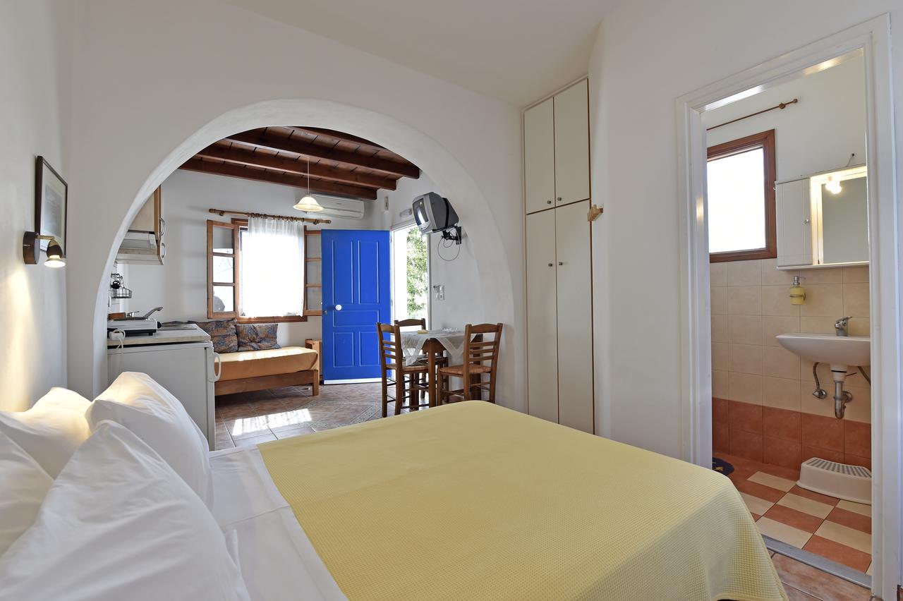 Hippocampus Studios Antiparos Town Exterior foto